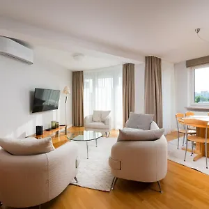  Apartament Metro Imielin 2-bedroom